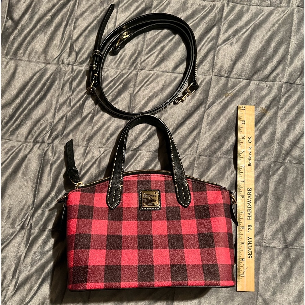 Dooney & Bourke Ruby Crossbody. NWOT.